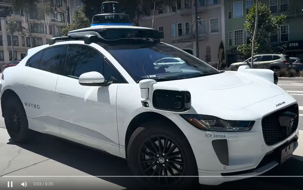実際に乗車したWaymo one