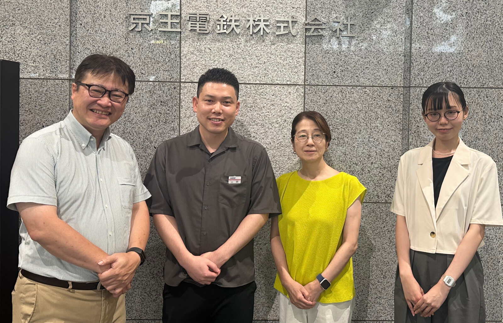 【京王事例】京王電鉄様取材写真（山田さん、荒瀬、TAM様）